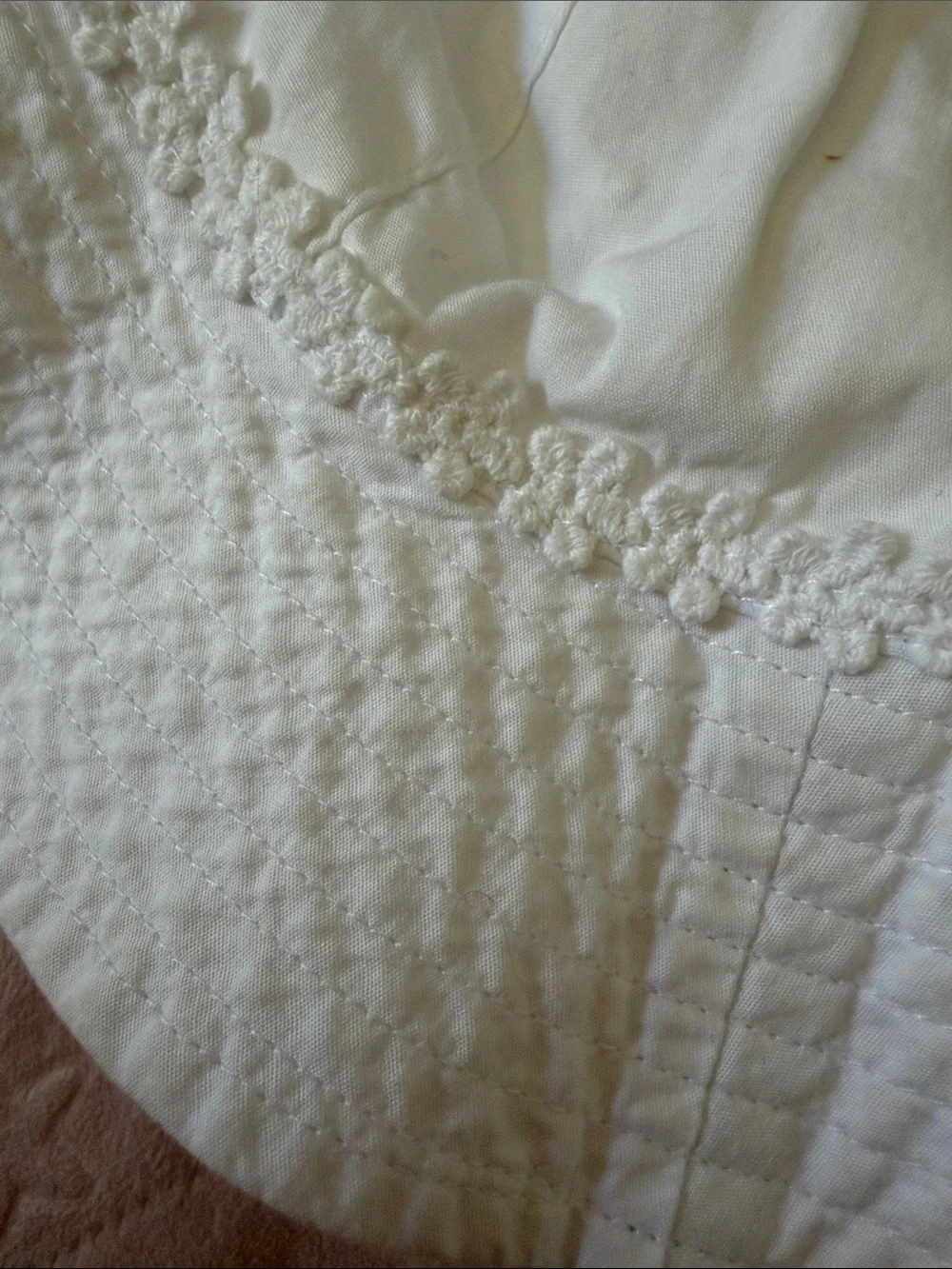 White Bucket Hat 0-9 months
